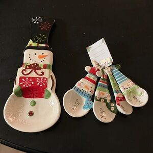 Pier 1 Snowman Spoon Rest and Measuring Spoons Set - Red, Green, Blue